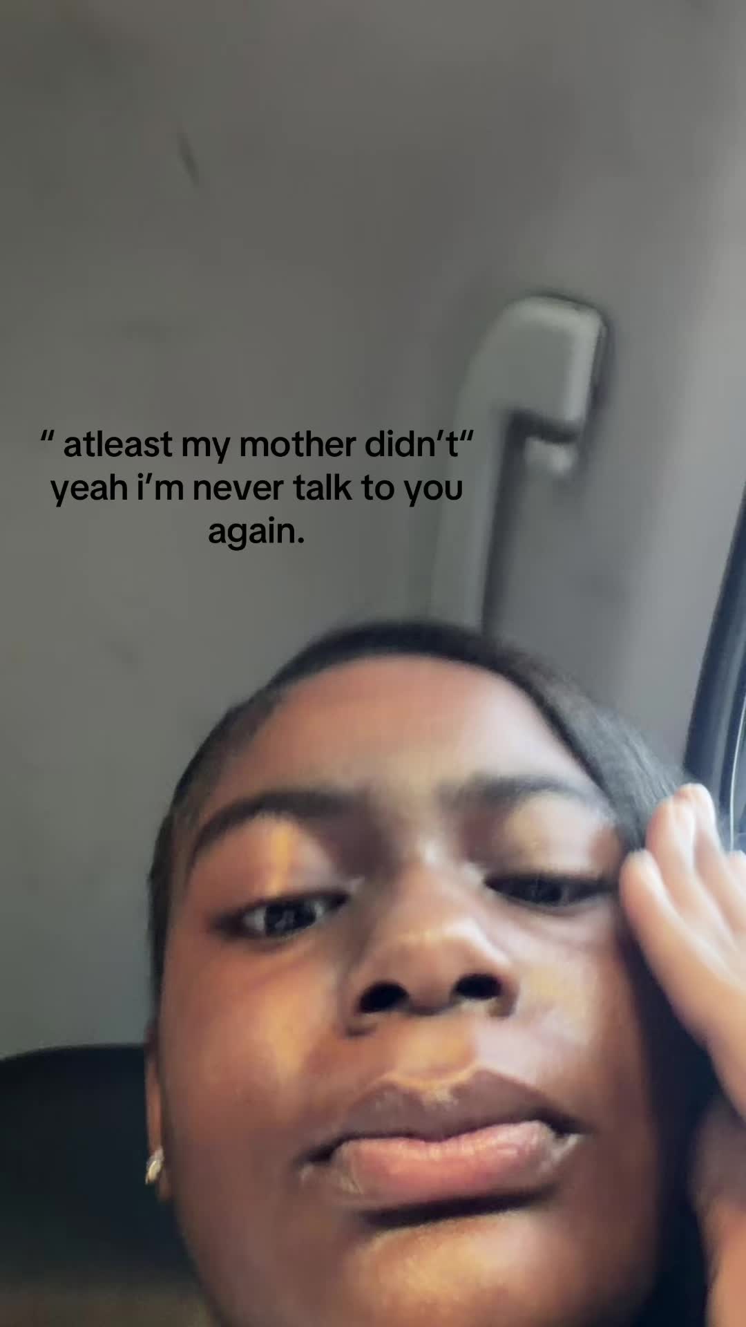 @😇