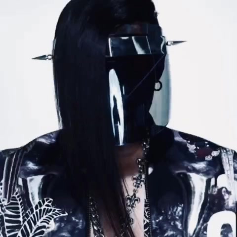 @𝐜𝐡𝐚𝐫𝐥𝐨𝐭𝐭𝐞