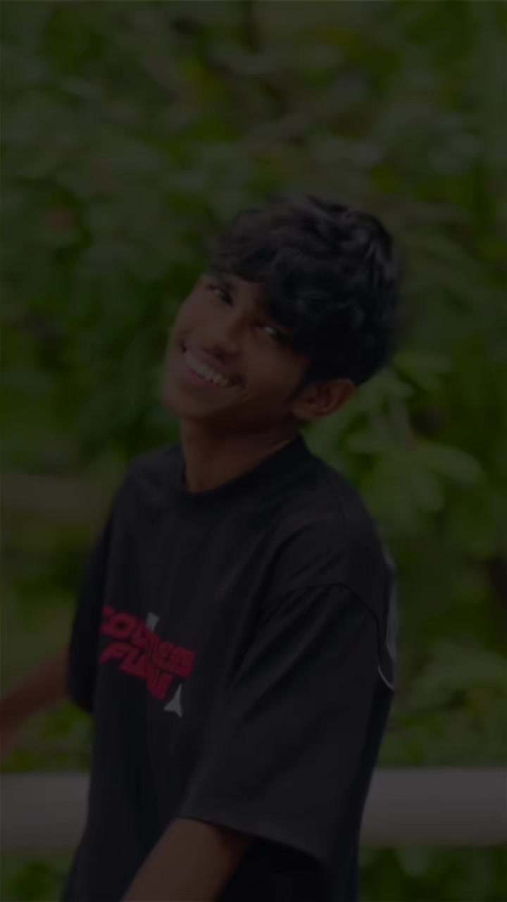 @• 𝑺𝒂𝒄𝒉𝒊𝒕𝒉 🐬"