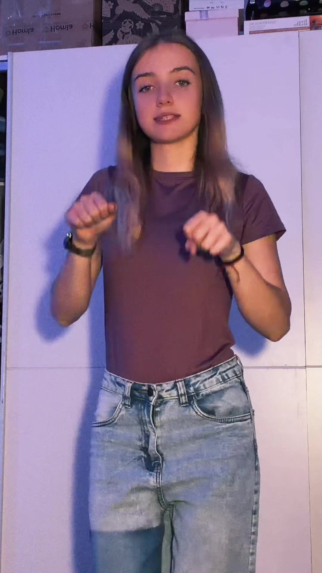 @Asiunia