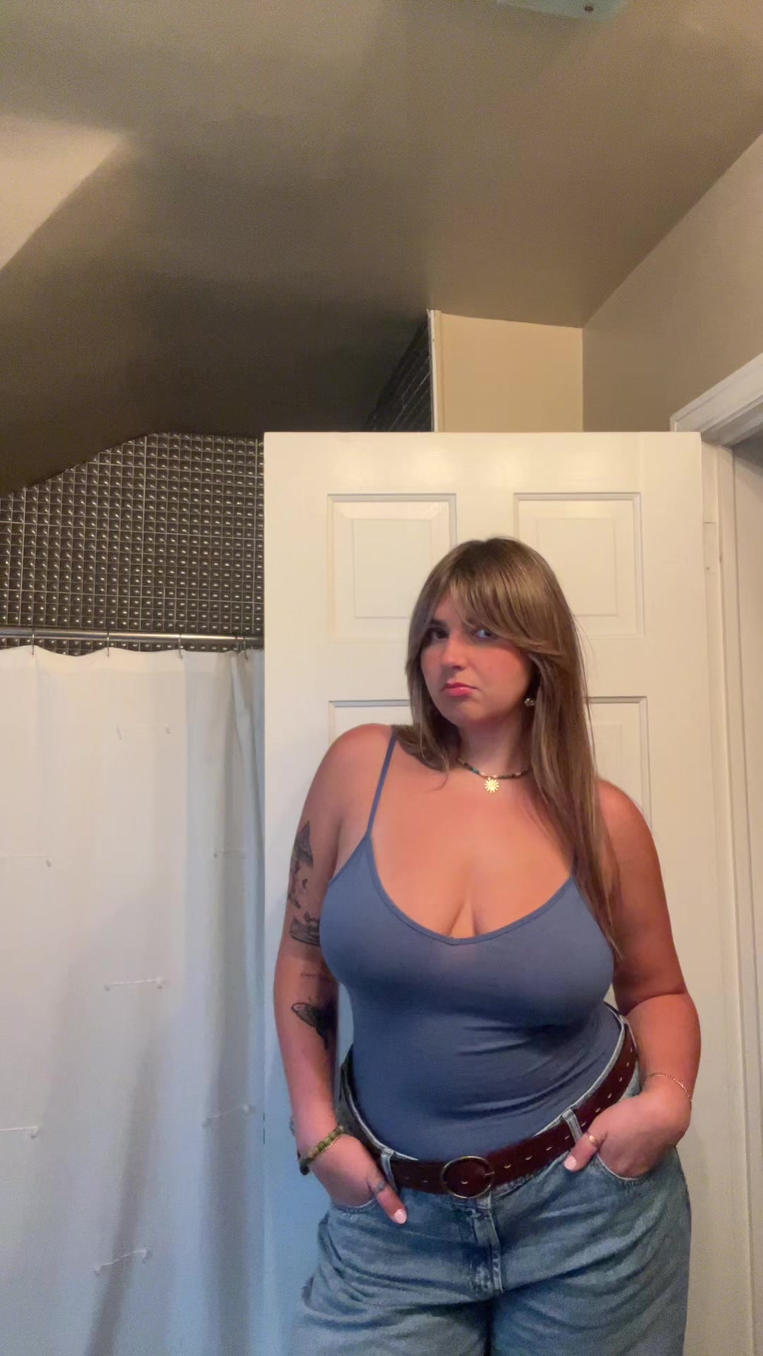 @bella