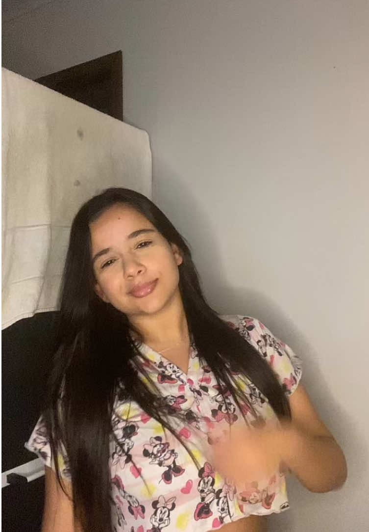 @Djulia_custodio
