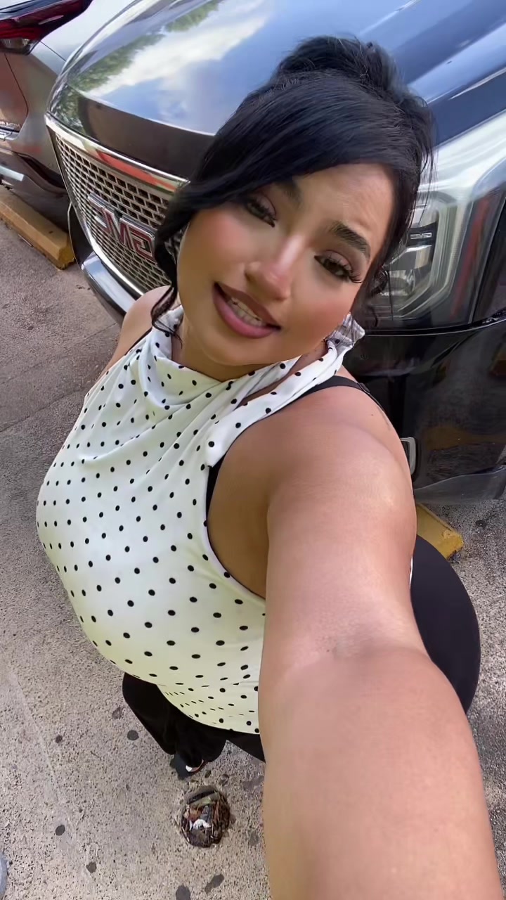 @Curvybaybee93