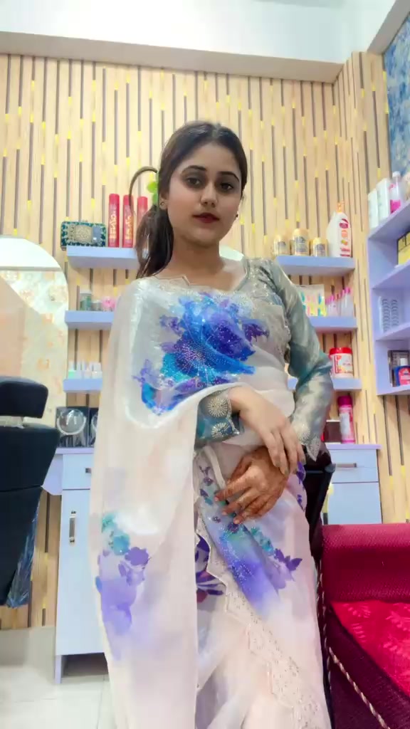 @❤Chandani sarraf❤