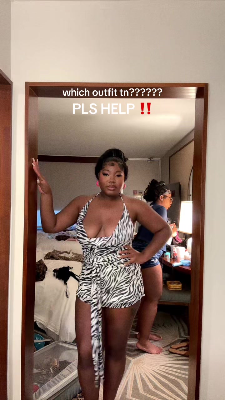 @LEE MARIE โ