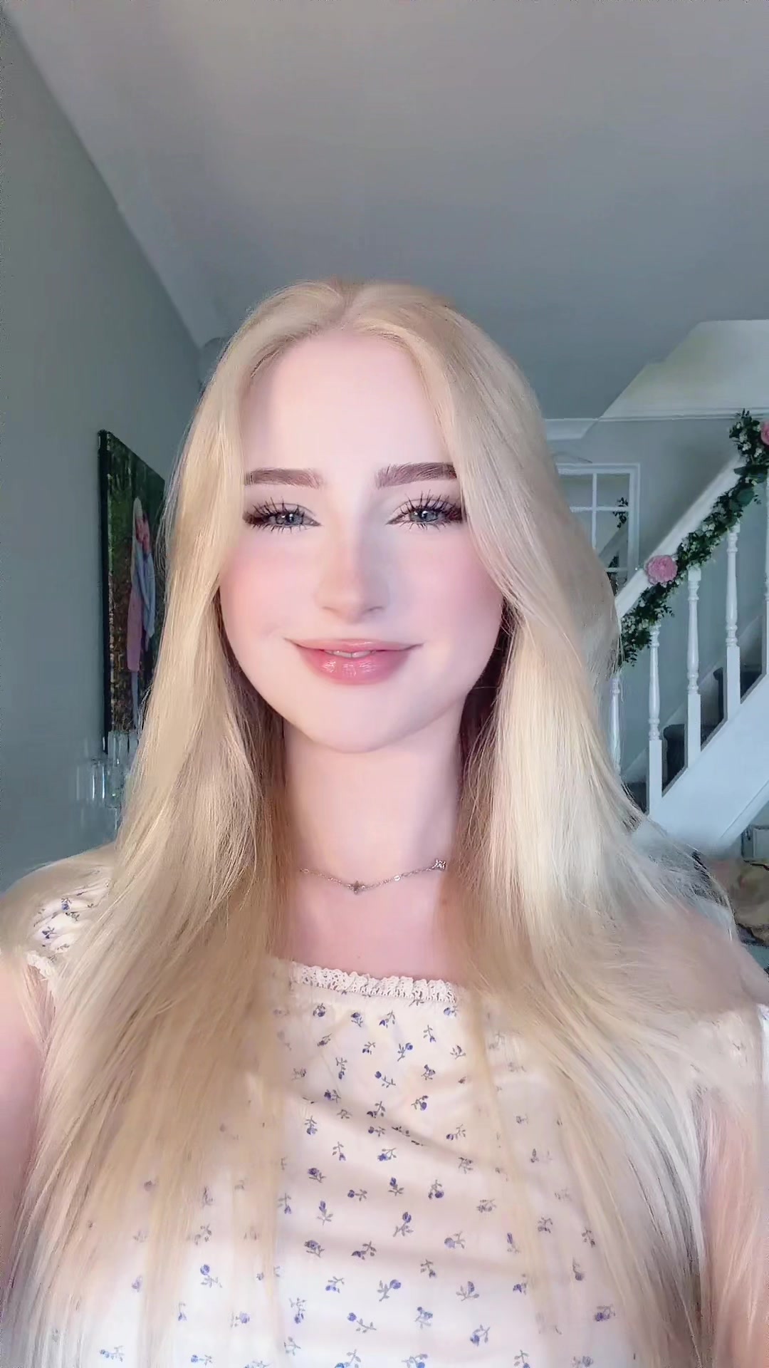 @Annabel Hughes 🦢🤍(mgmtbex)