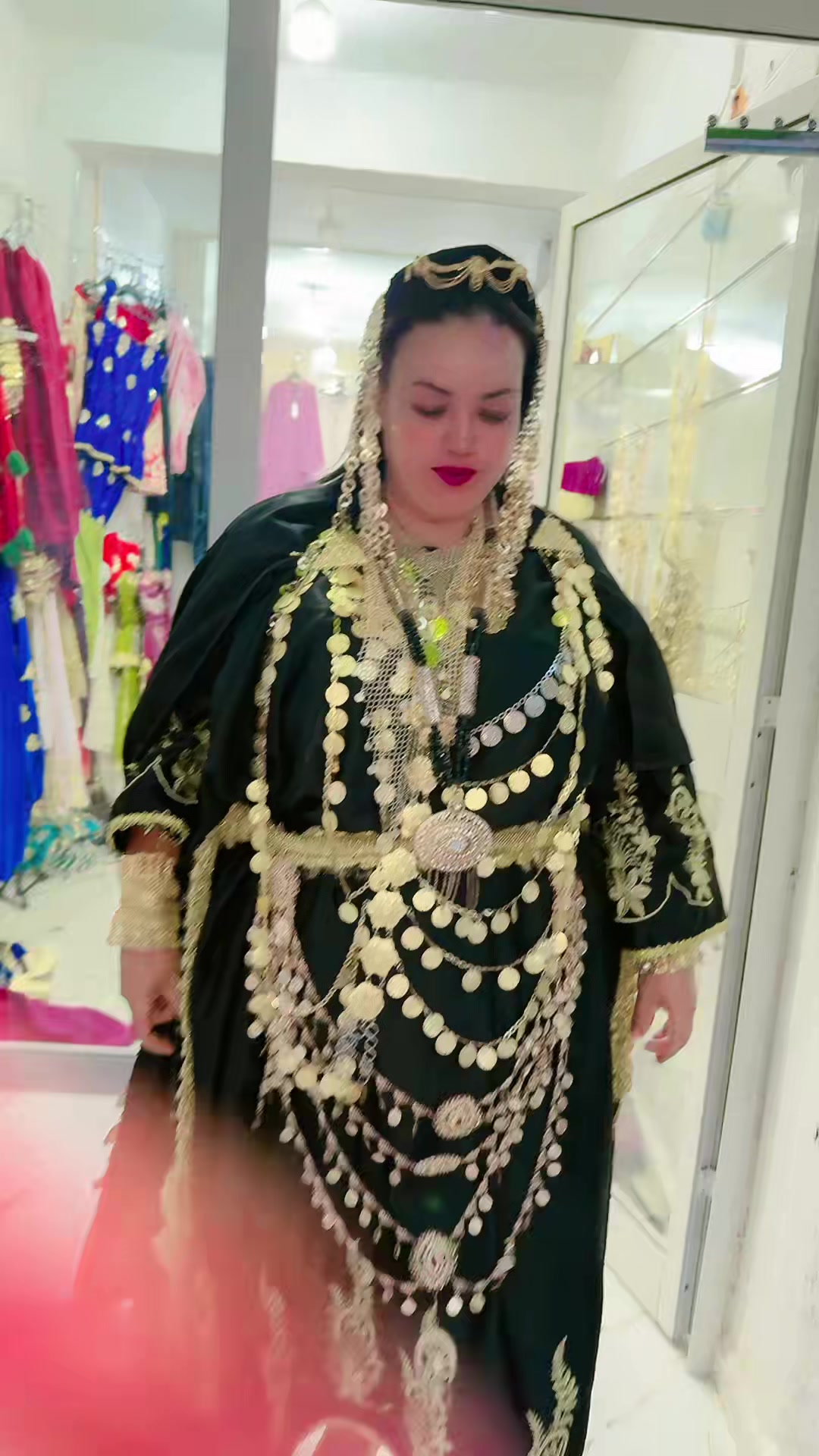 @Haifa Hichri