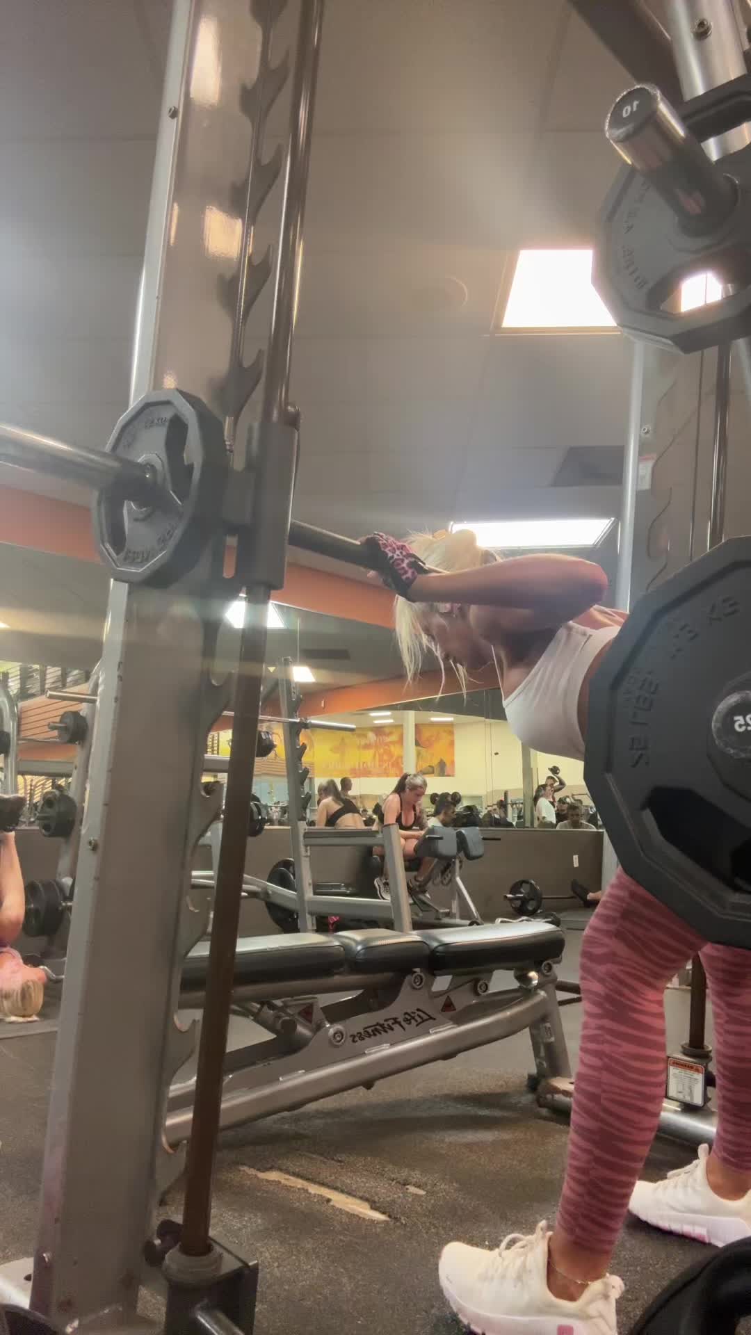 @fitnesschloe1