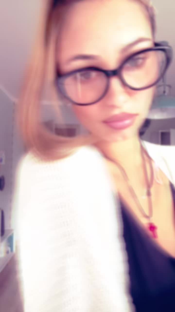 @Haniabania