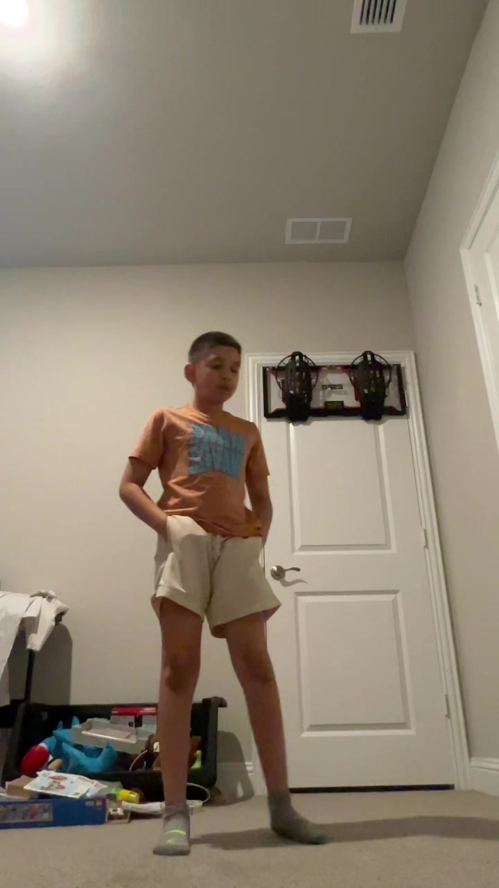 @SUP3RN0AHH