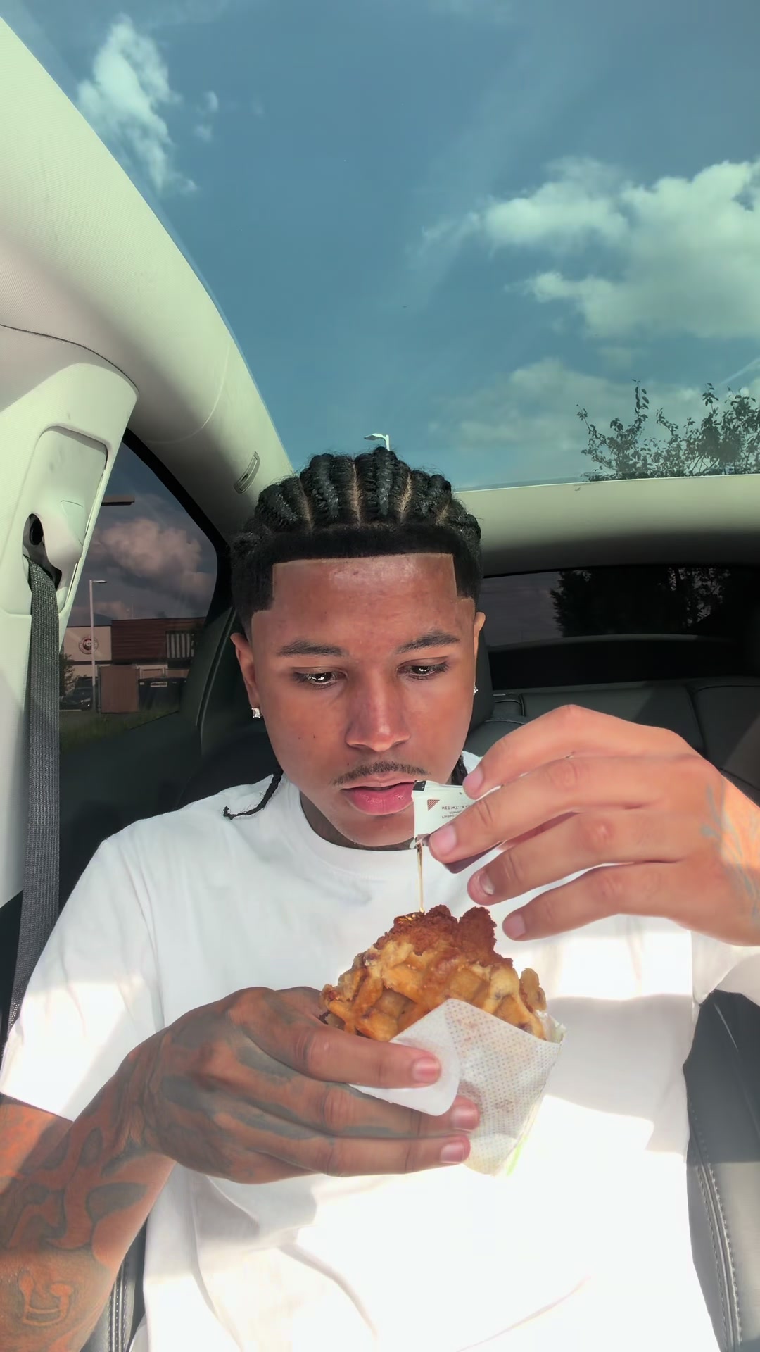 @Jayshaun