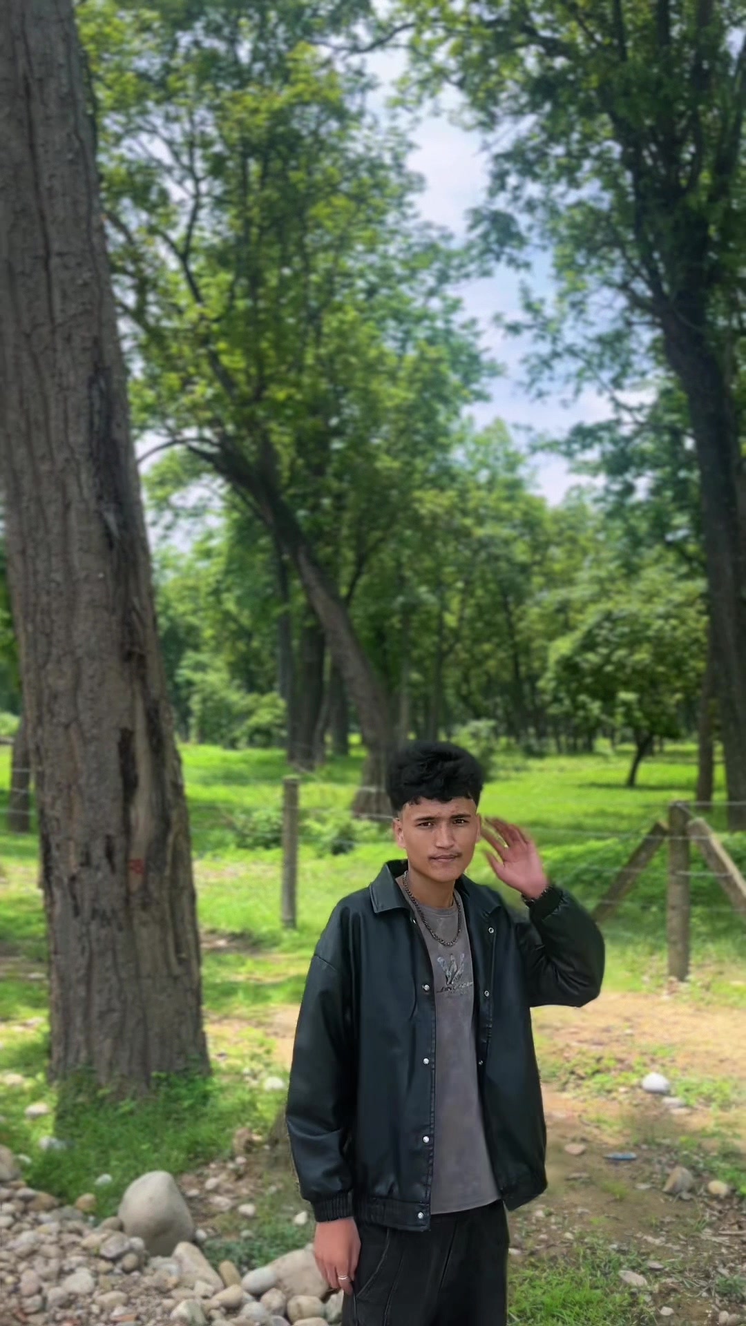 @Parshuu