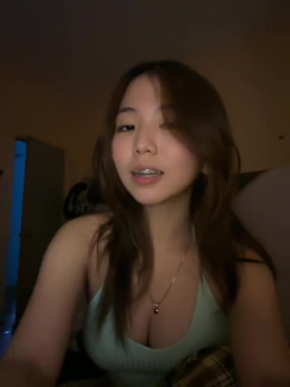 @Erikas___