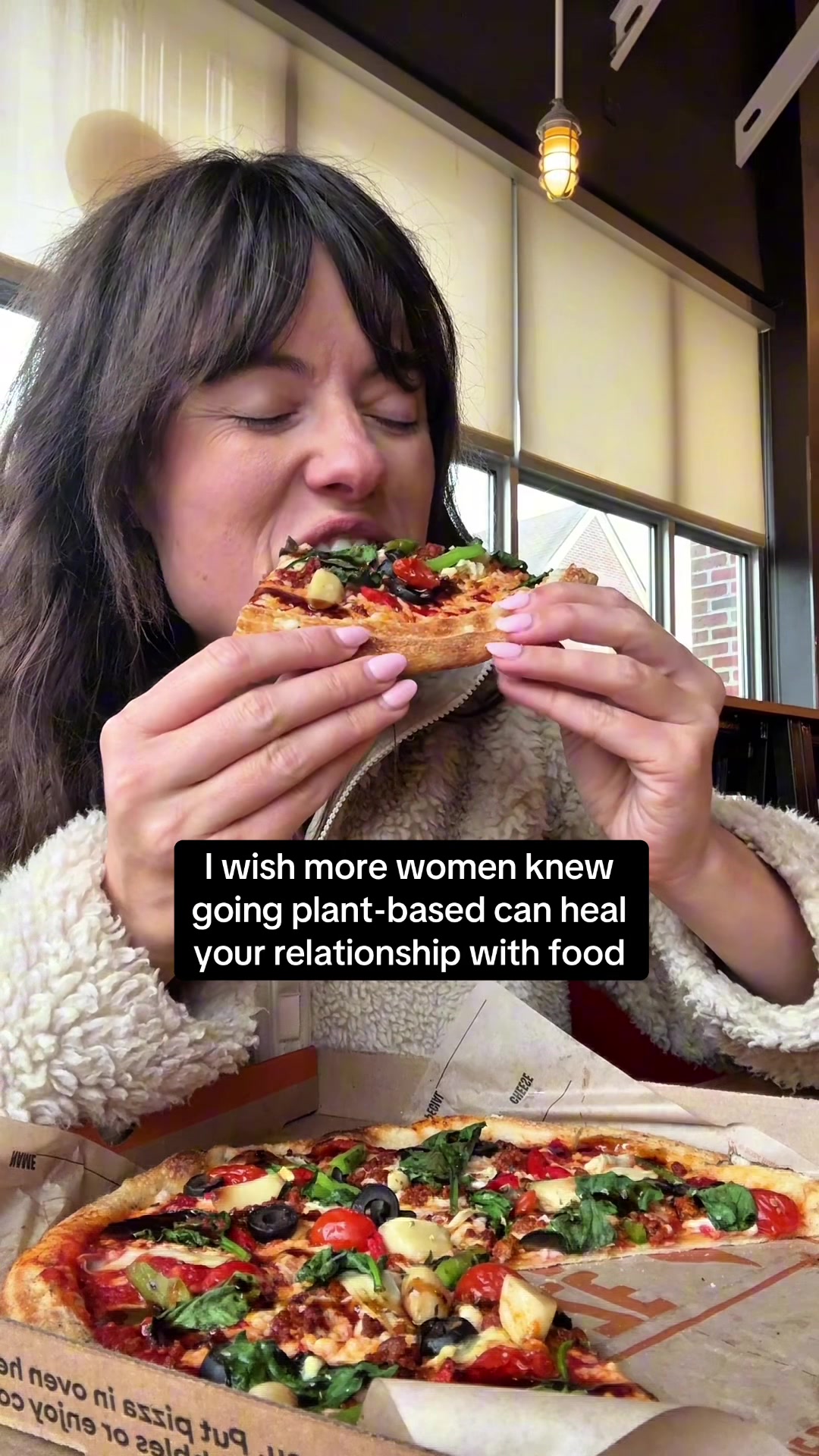 @maggieeatsvegan