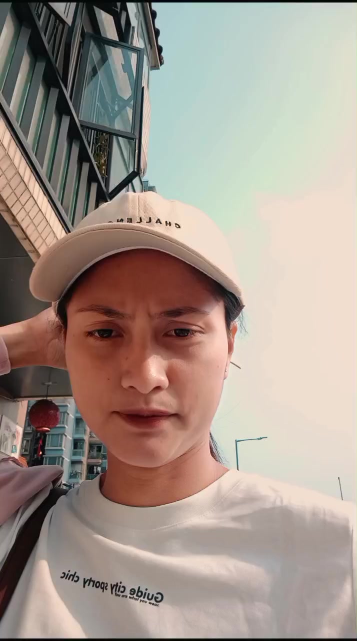 @Lyy