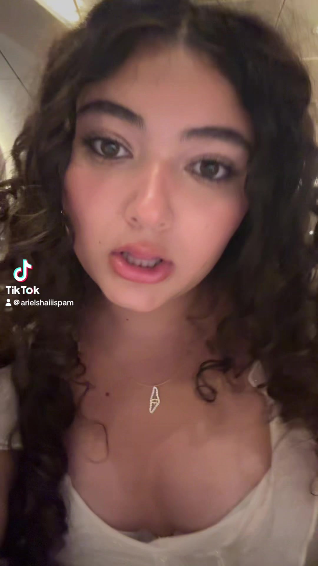 @Arielspam