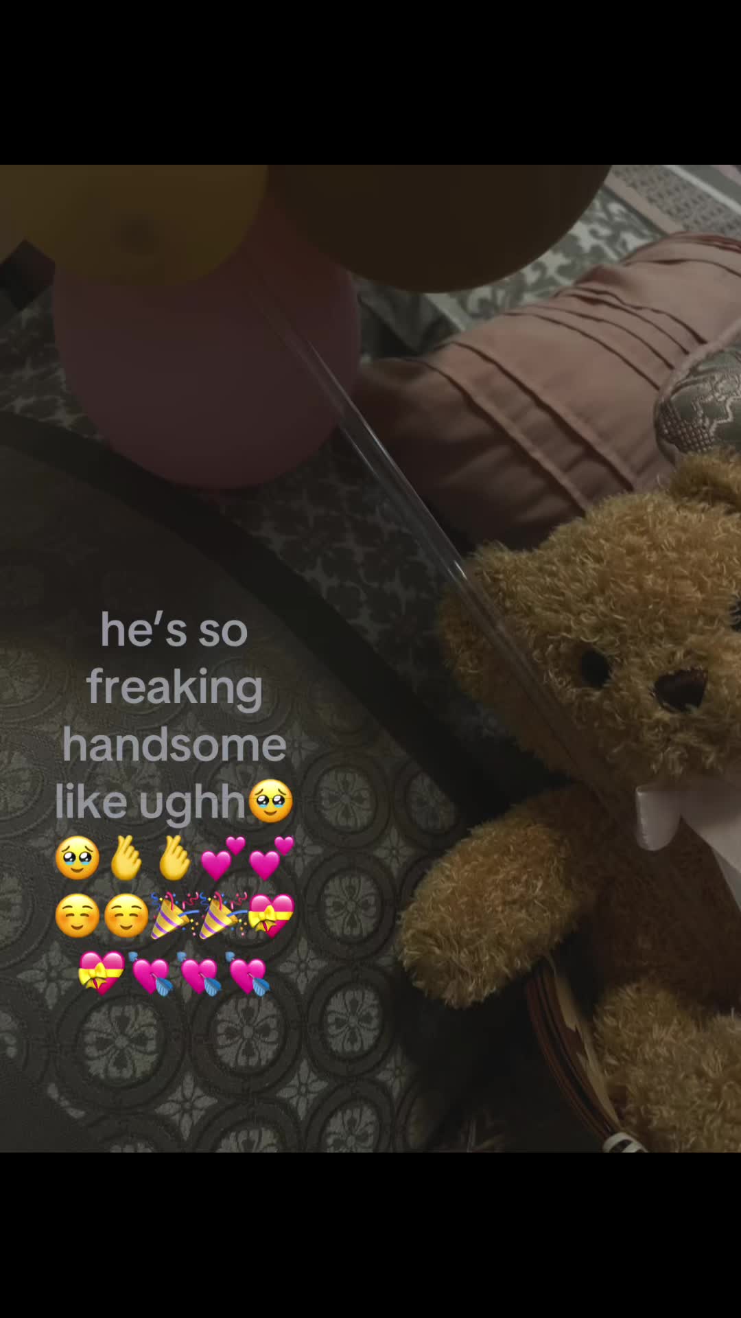 @ꨄ