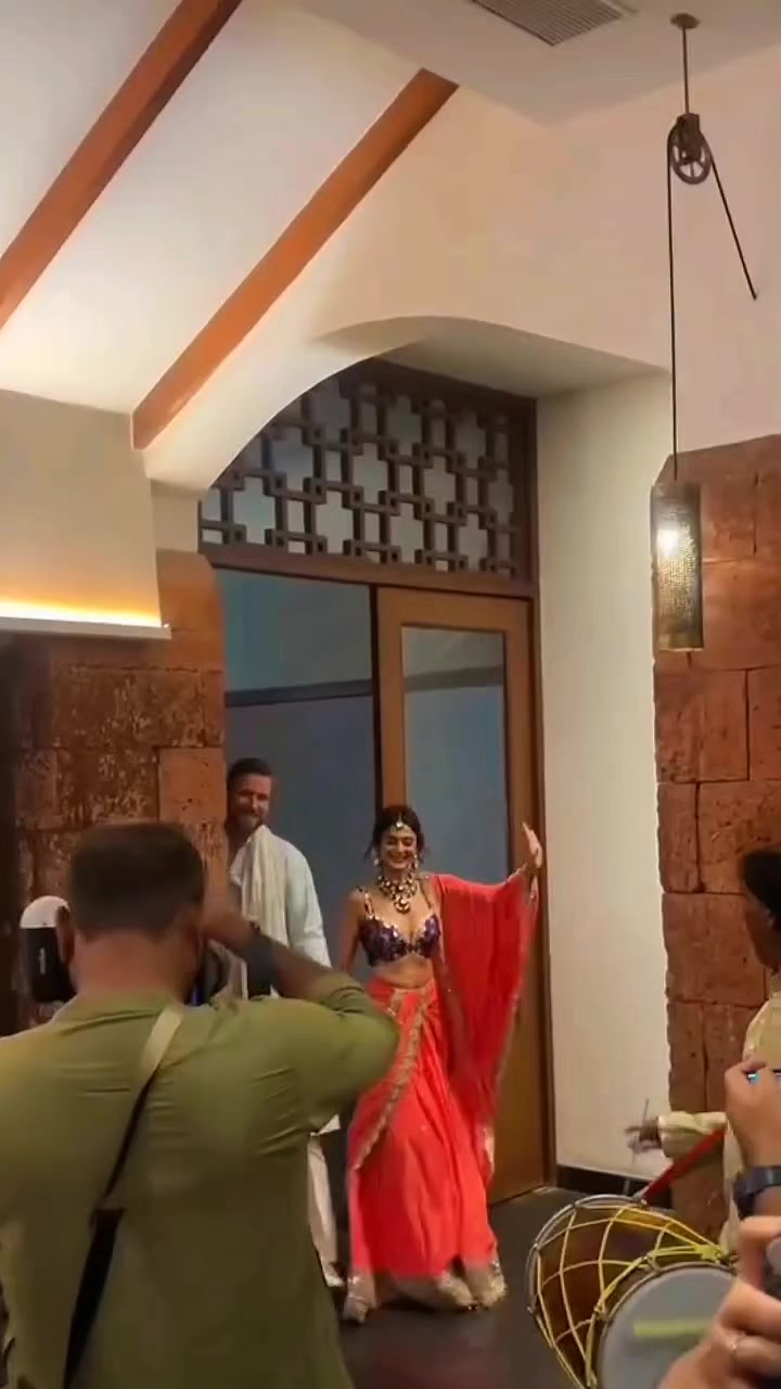 @Jennifer Winget