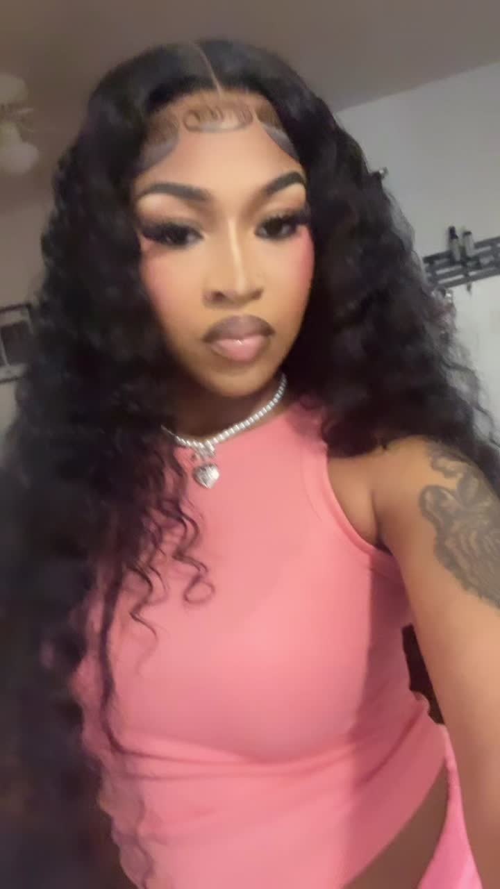 @QueenNae