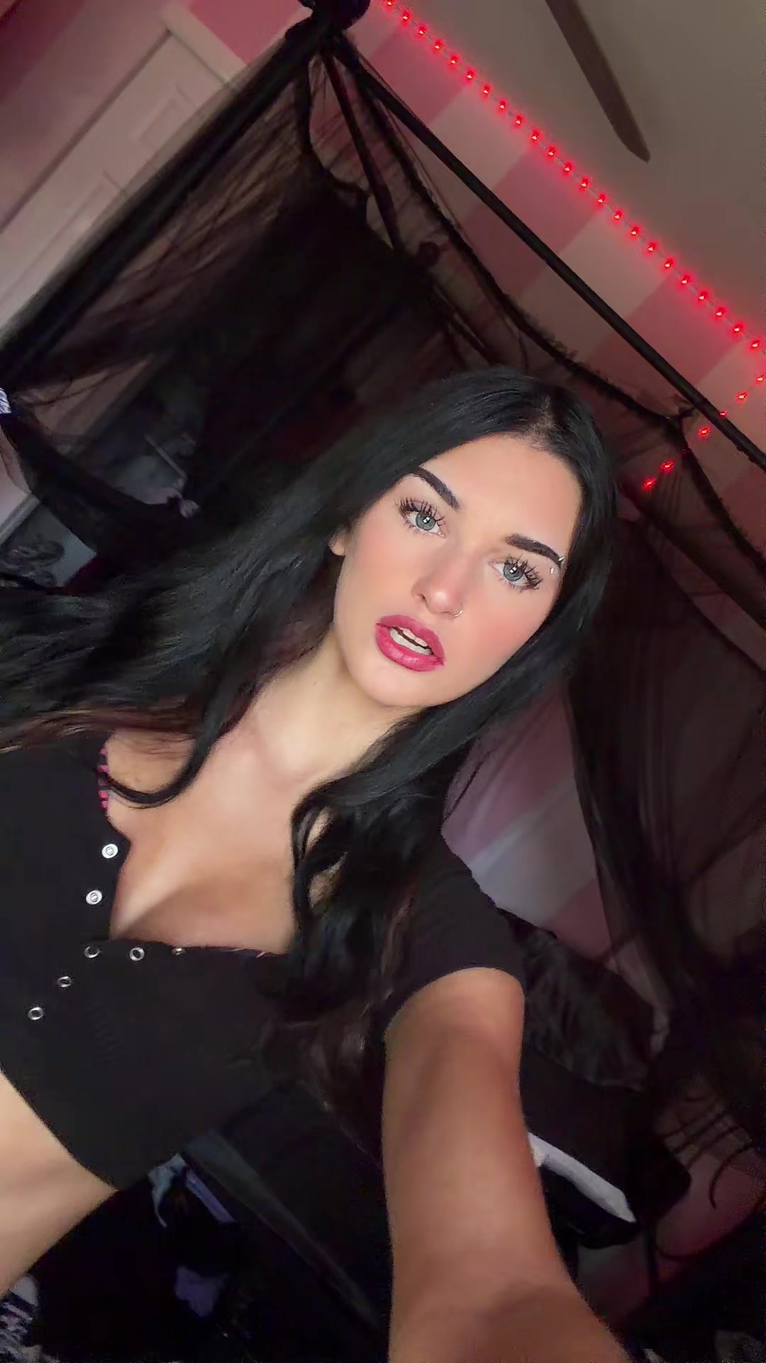 @Angel 😇