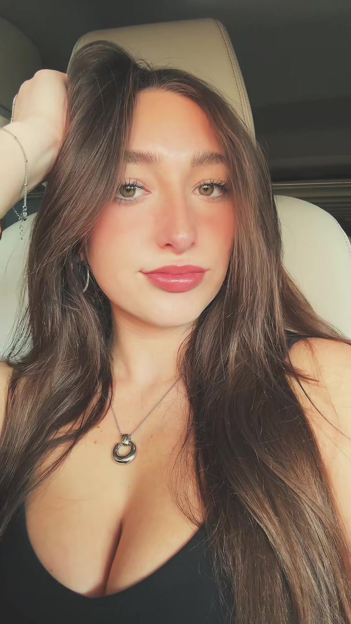 @SOPHIA TRUJILLO
