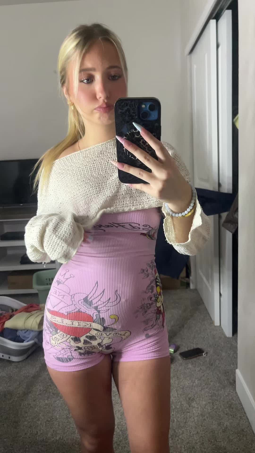 @pinkunicornglitter49