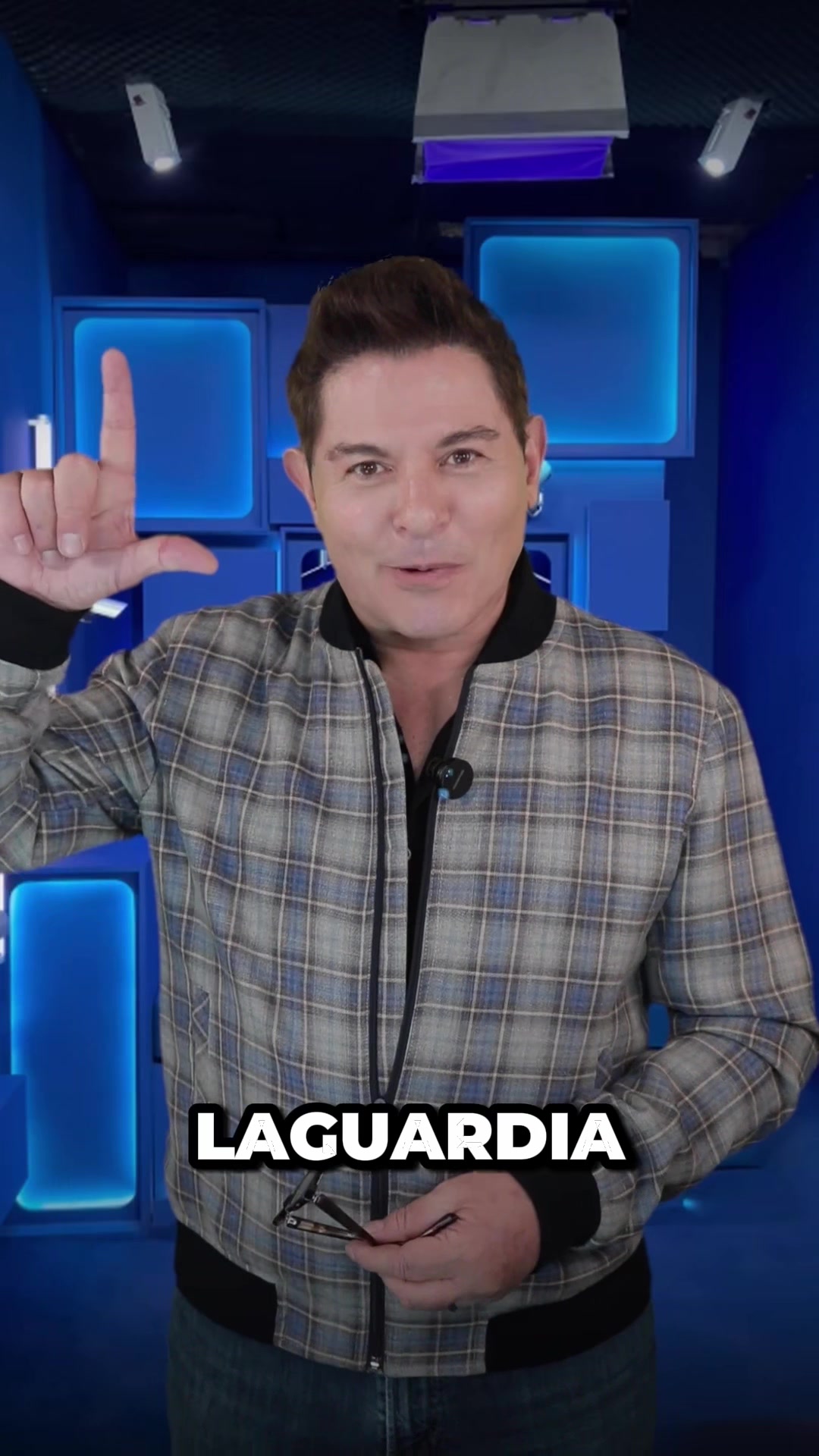 @Ernesto Laguardia Oficial