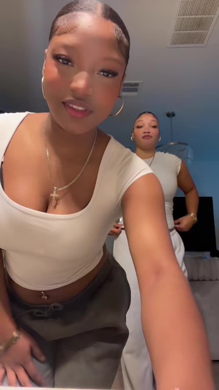 @jenn✭