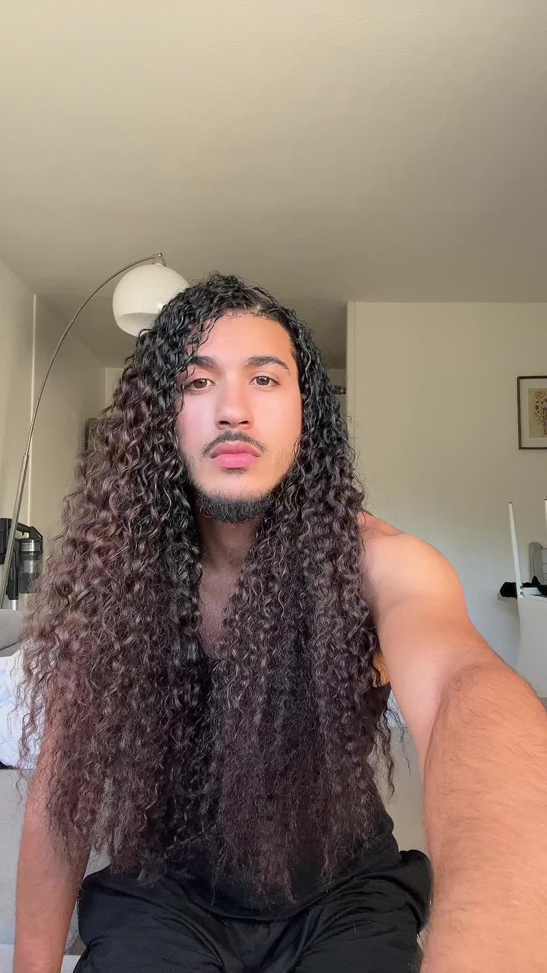 @Itsjustlass__