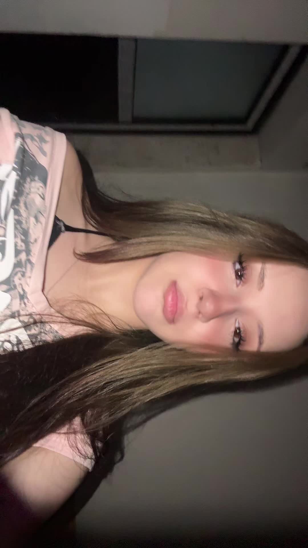 @𝐌𝐚𝐫𝐨:☆