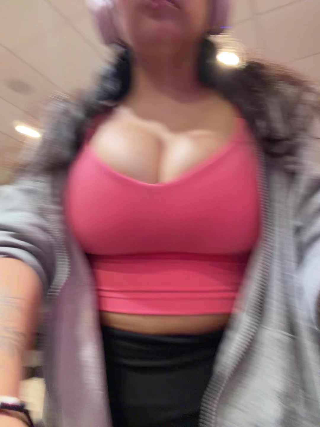 @𝓥