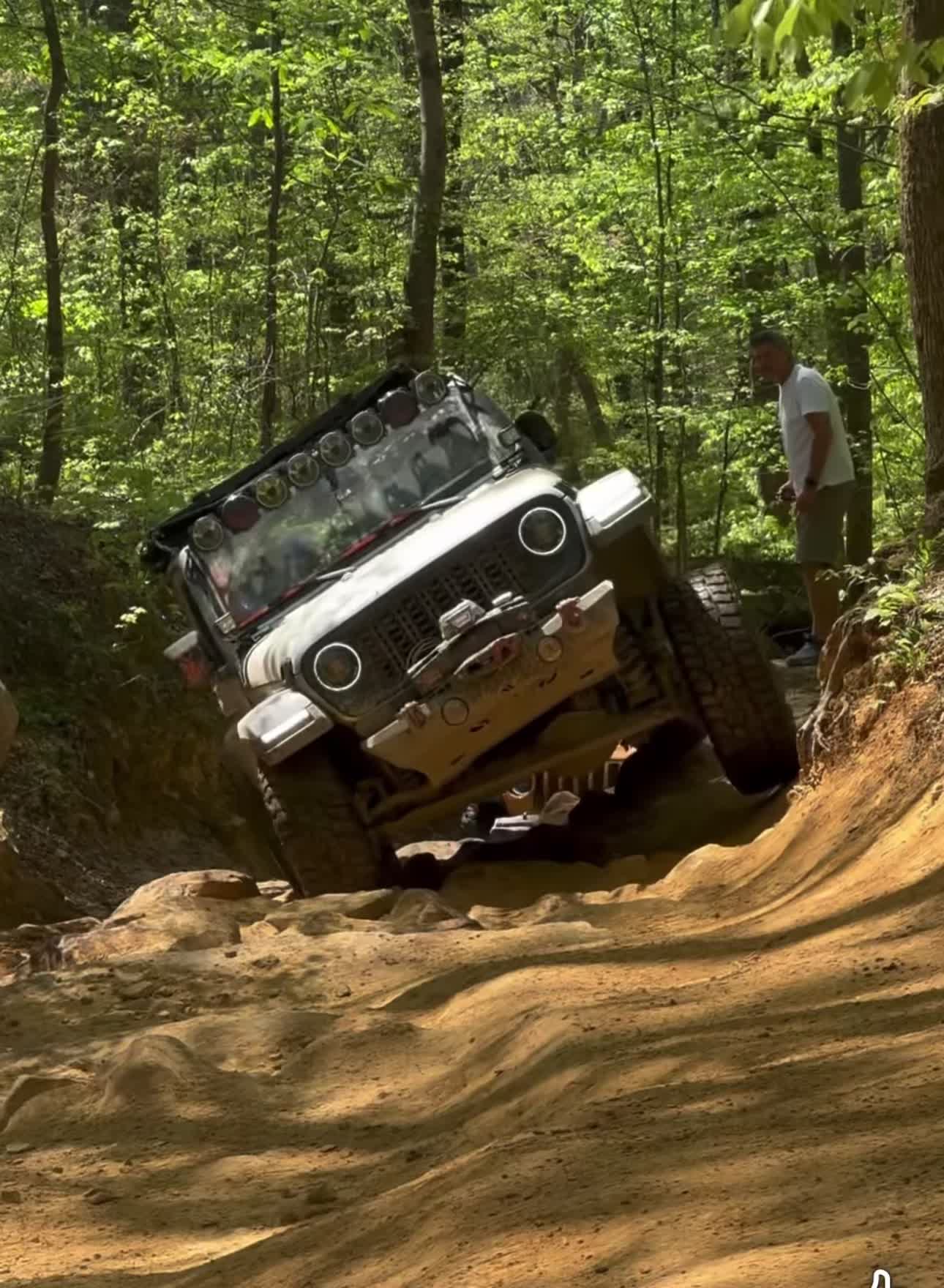@pippijeep