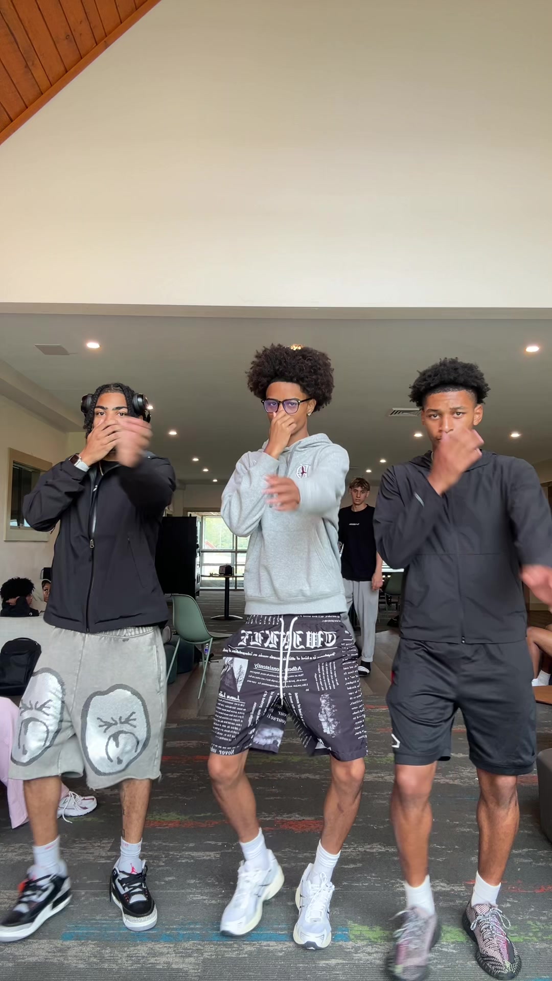 @ybcanth00p