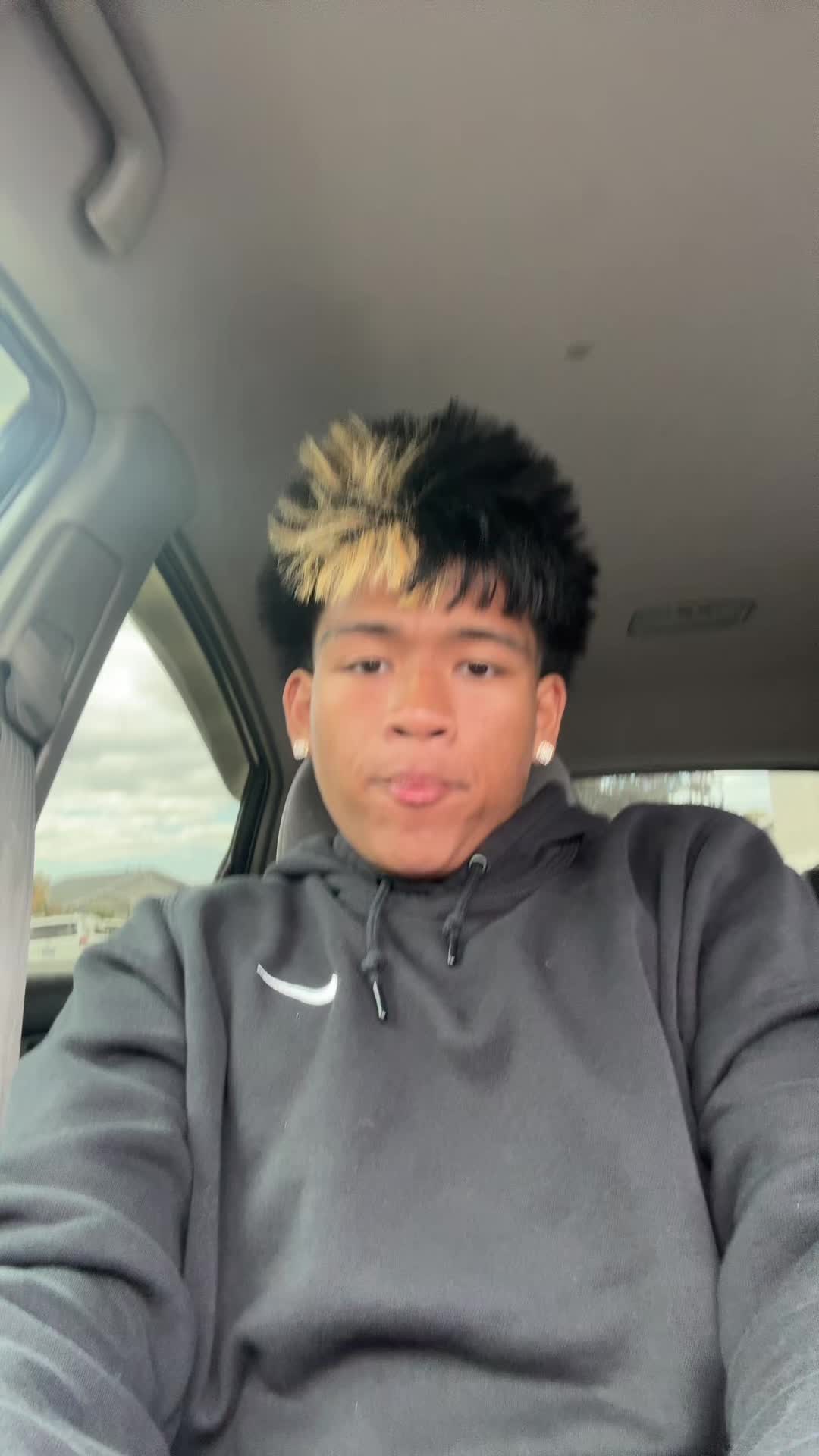 @g