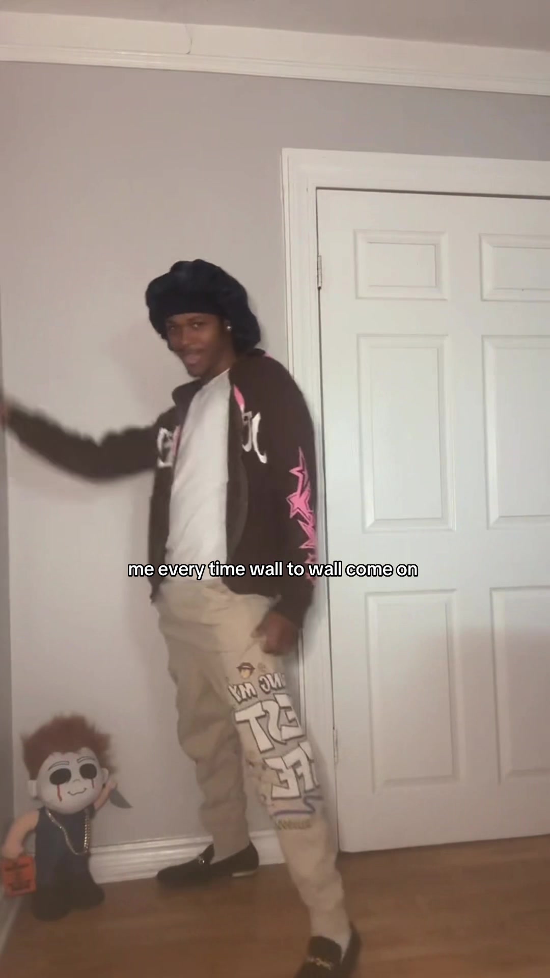@Dee🧸
