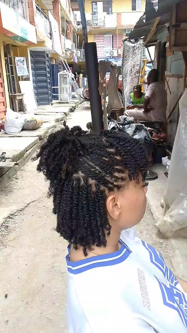 @Yettysalon