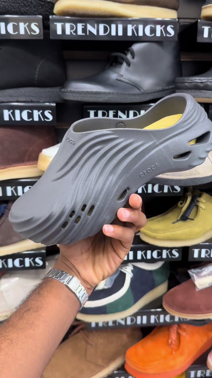 @TRENDII KICKS