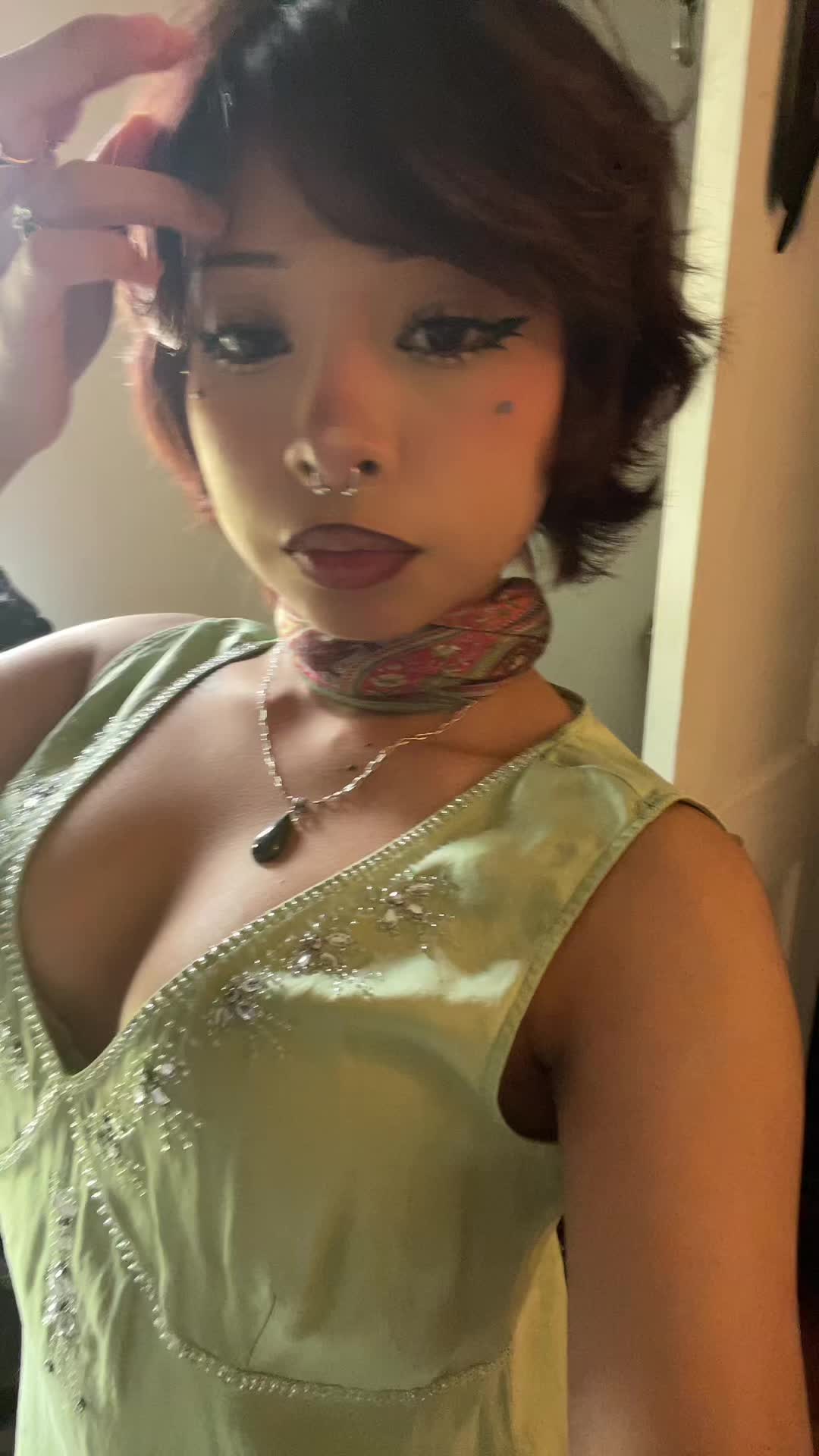 @dee