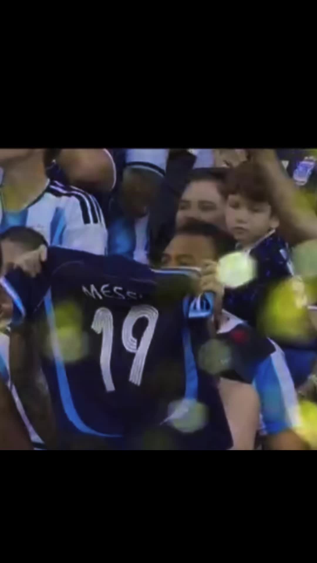 @SoloMessi10⬇️