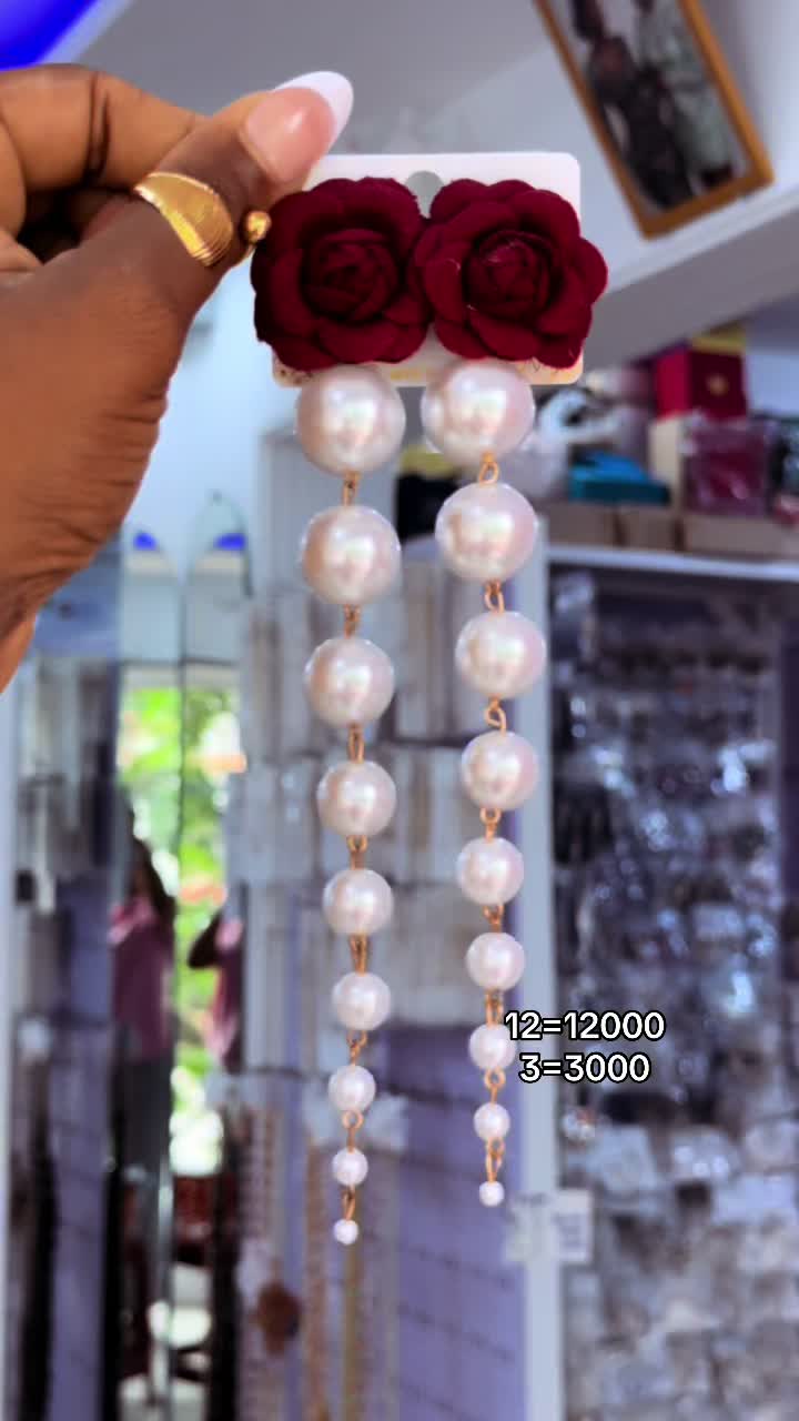 @Mardiathfashion