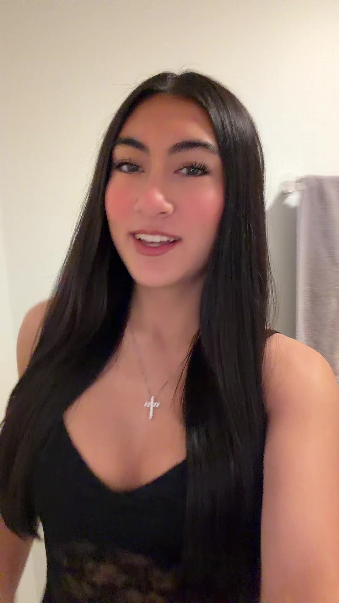@anabella