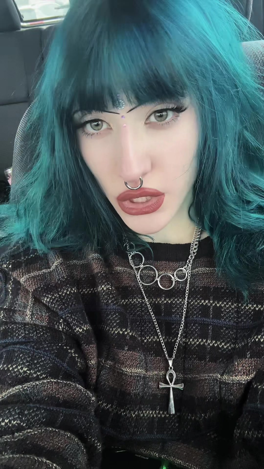 @lydixlly