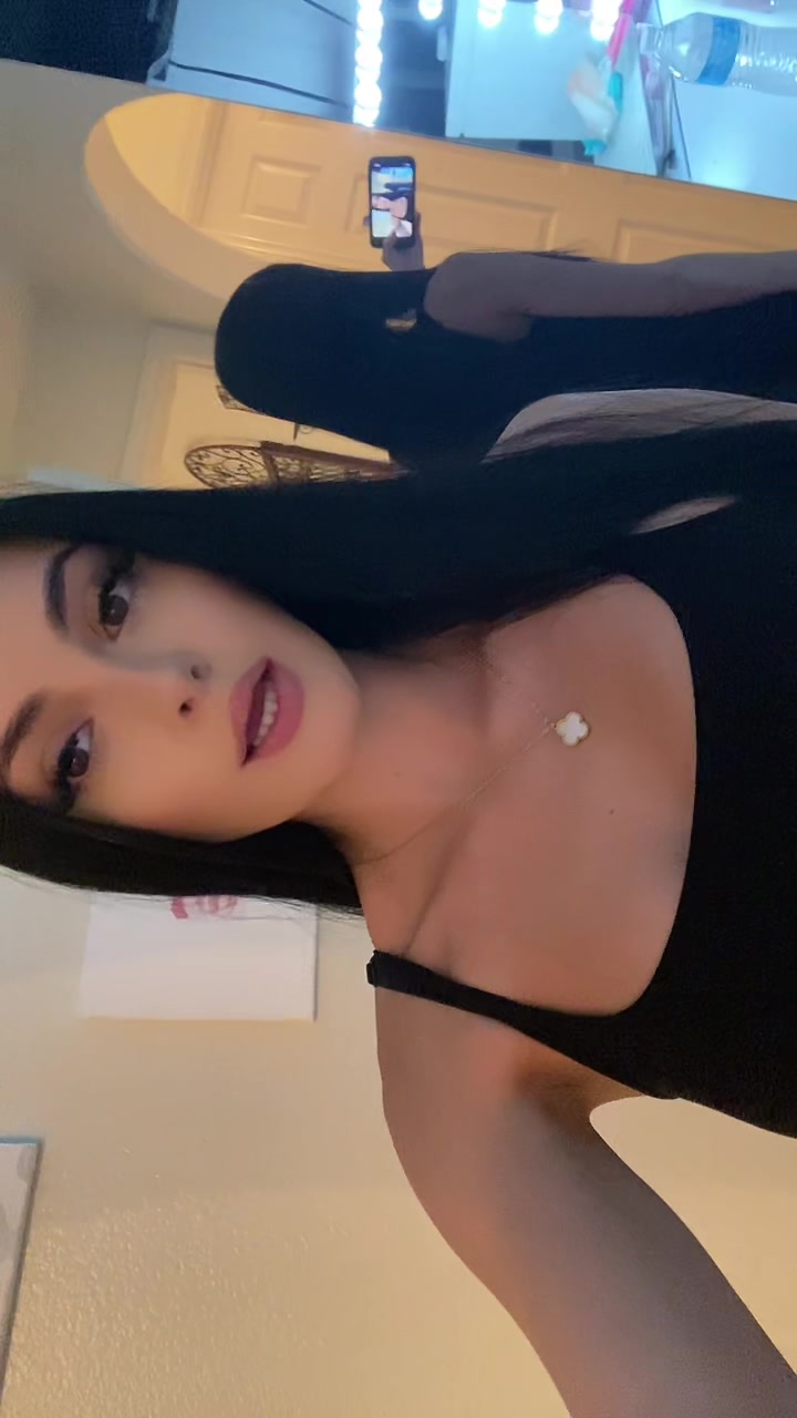 @yvesuzette