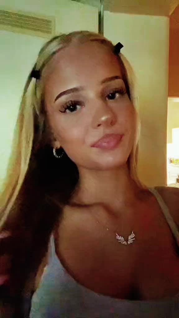@𝕀𝕤𝕒𝕓𝕖𝕝𝕝𝕒