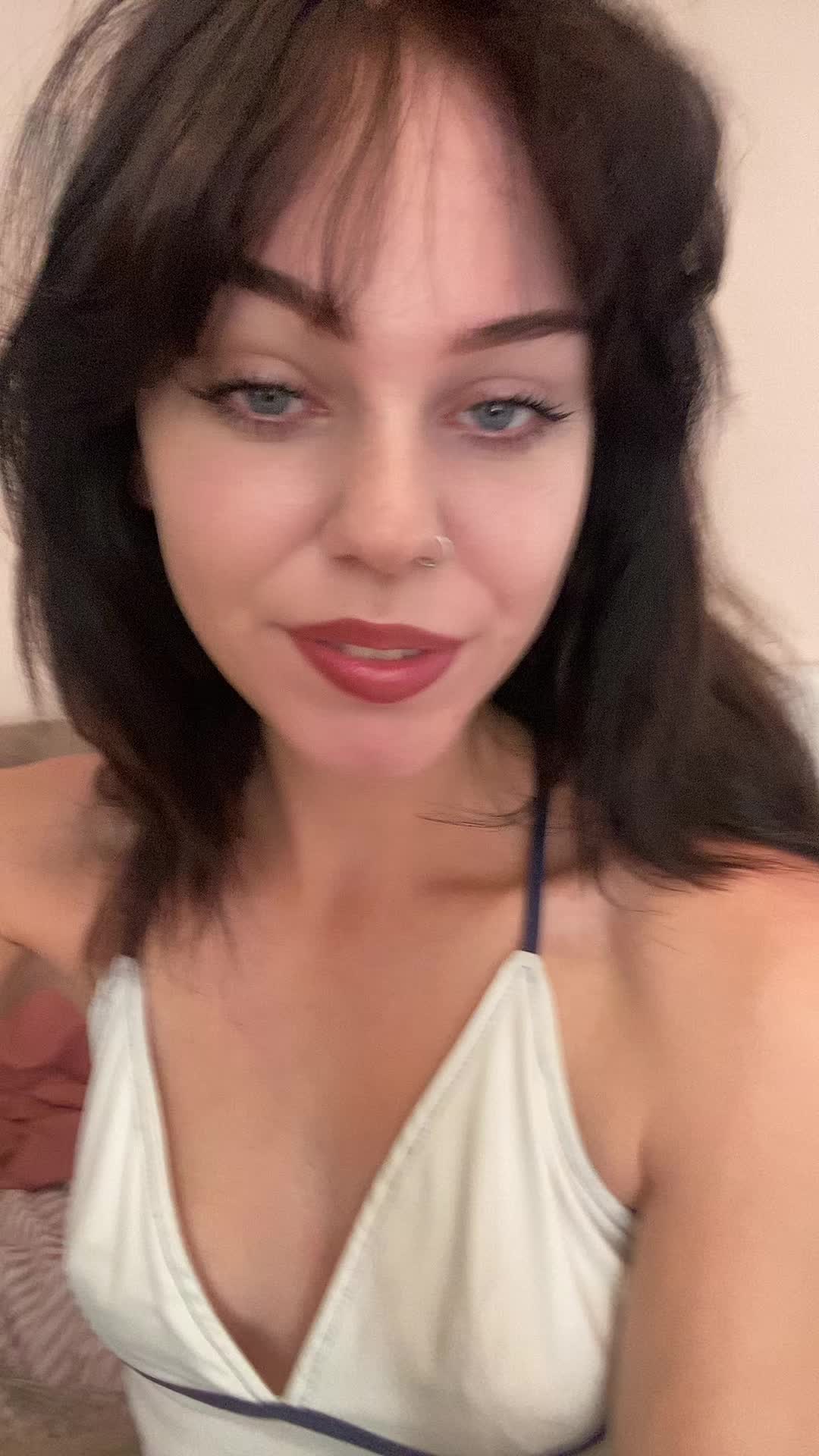 @Melanie:)