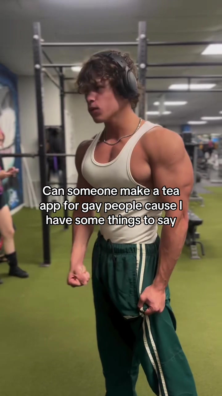 @jackedhiddencowboy