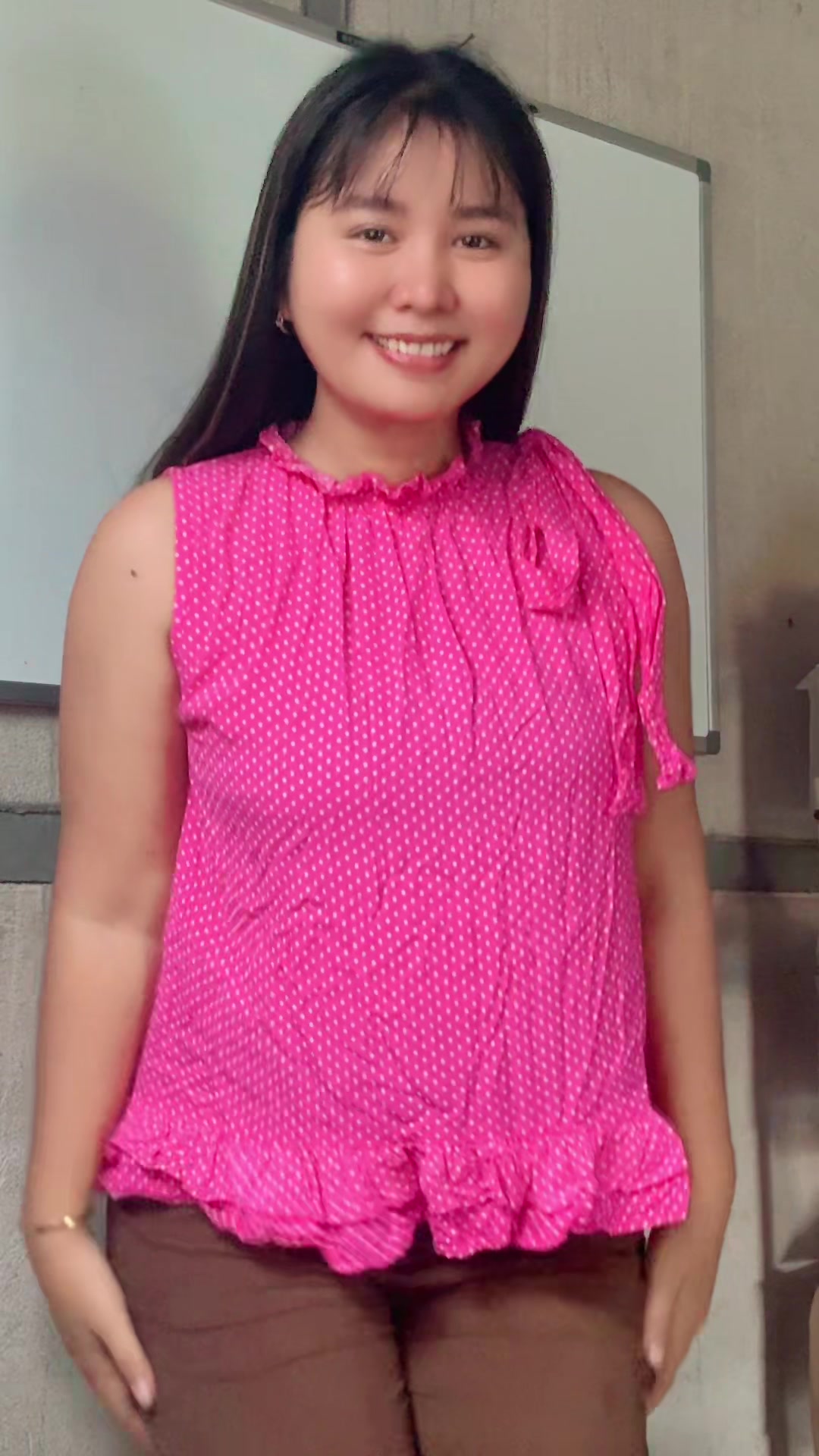 @Shwe Yie ♒️(ခေတ်ဆန်းယဉ် 👗🧵)