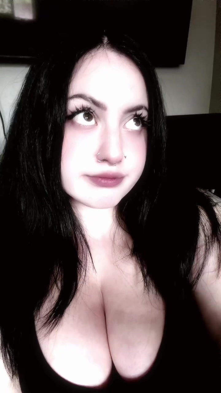 @xoxoTiannaxoxo