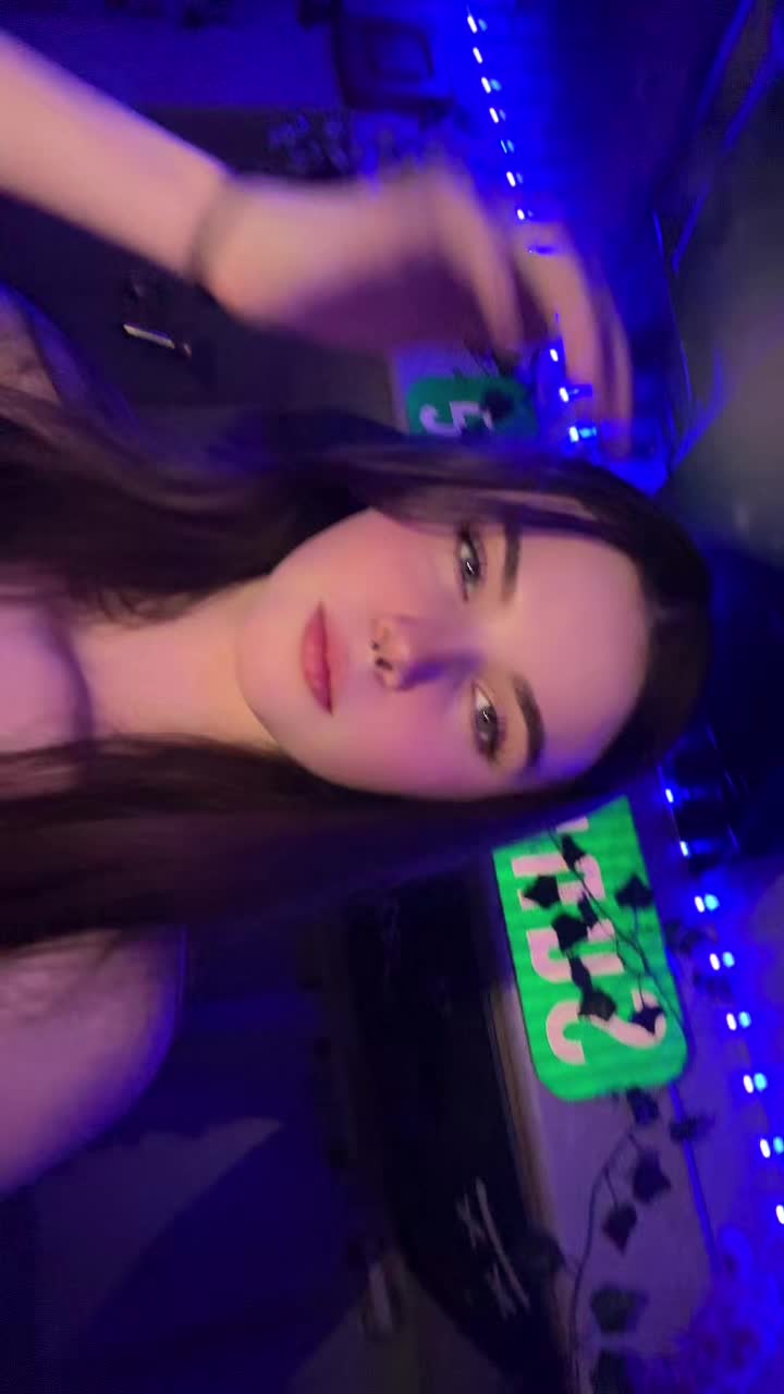 @C H L O E