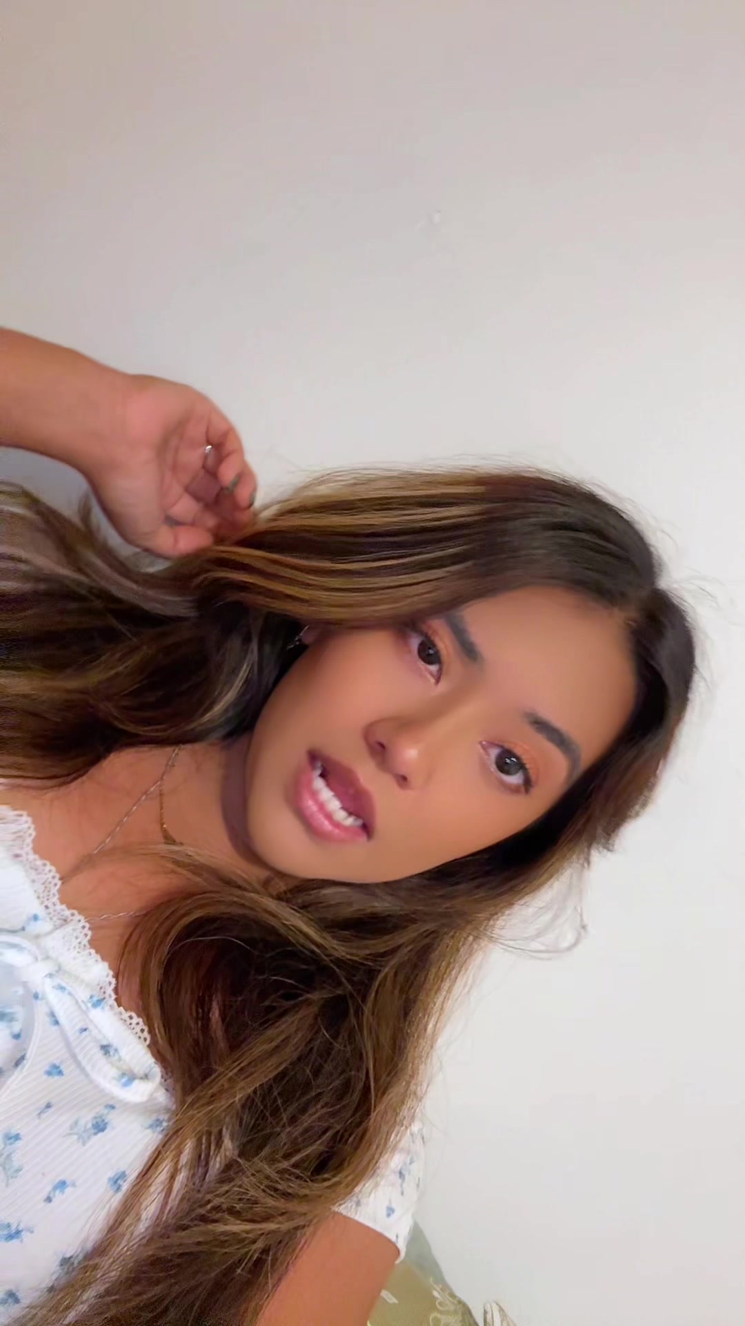 @JulianaB
